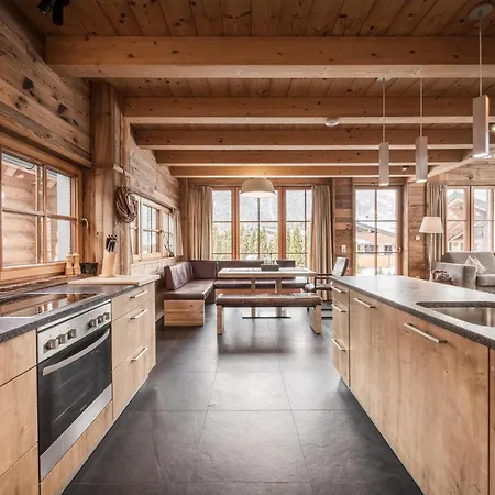 Chalet Charming Alpine In Weidach